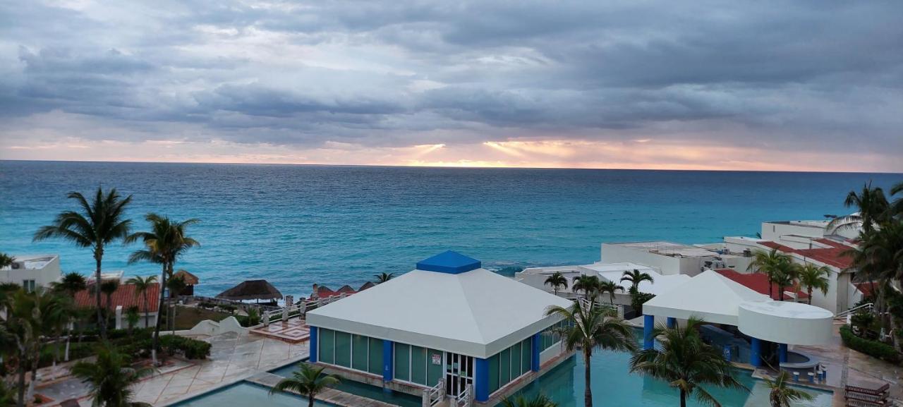 Departamento Cielo Ocen View En Condominios Solymar Канкун Екстериор снимка