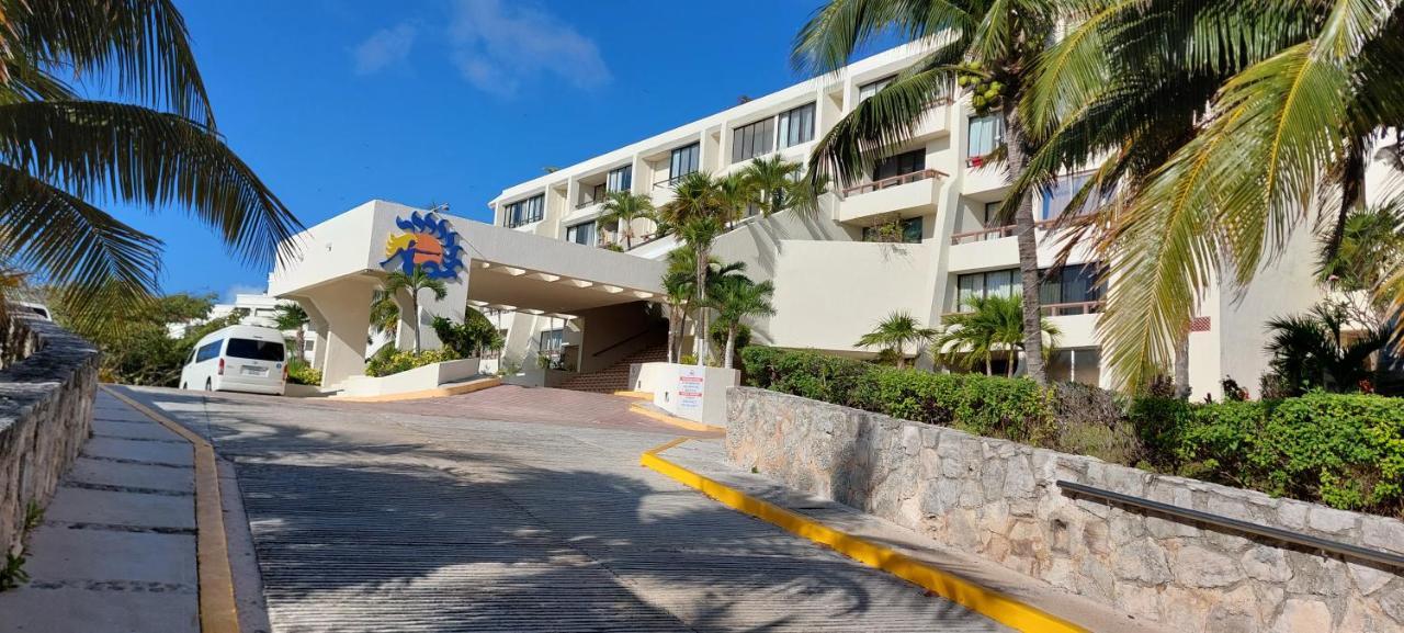 Departamento Cielo Ocen View En Condominios Solymar Канкун Екстериор снимка